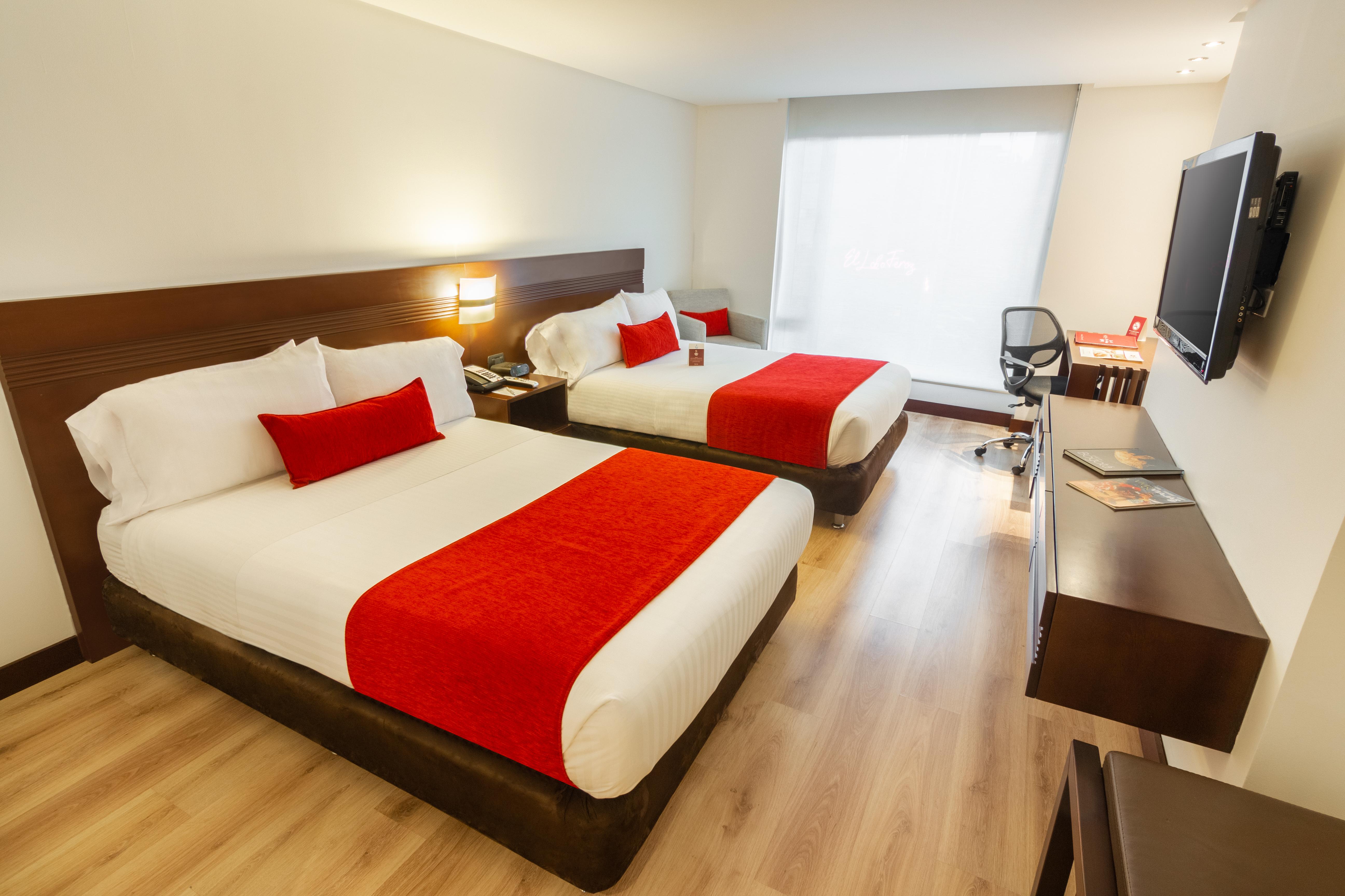 Best Western Plus 93 Park Hotel Богота Экстерьер фото A room at the hotel
