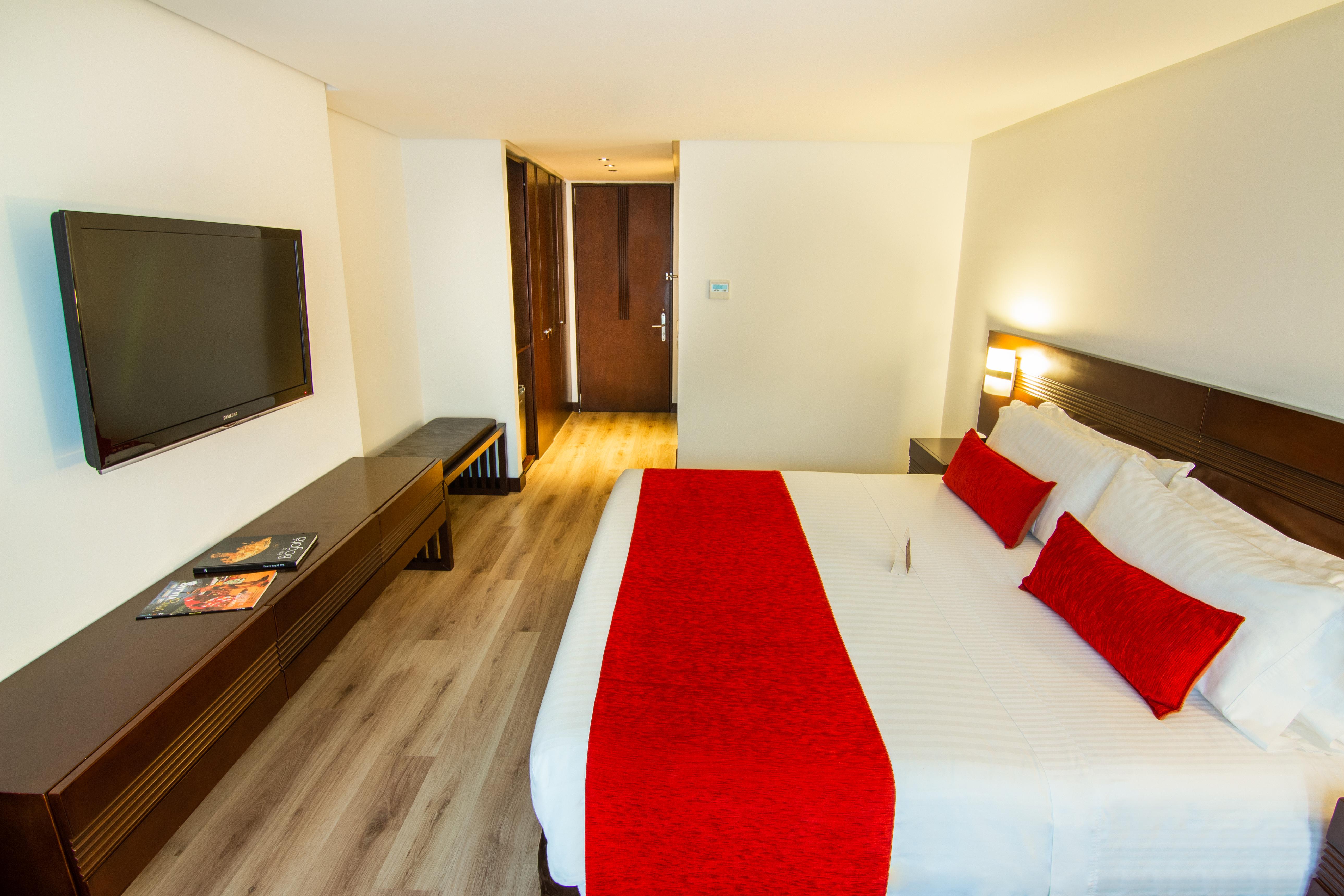 Best Western Plus 93 Park Hotel Богота Экстерьер фото A room at the hotel