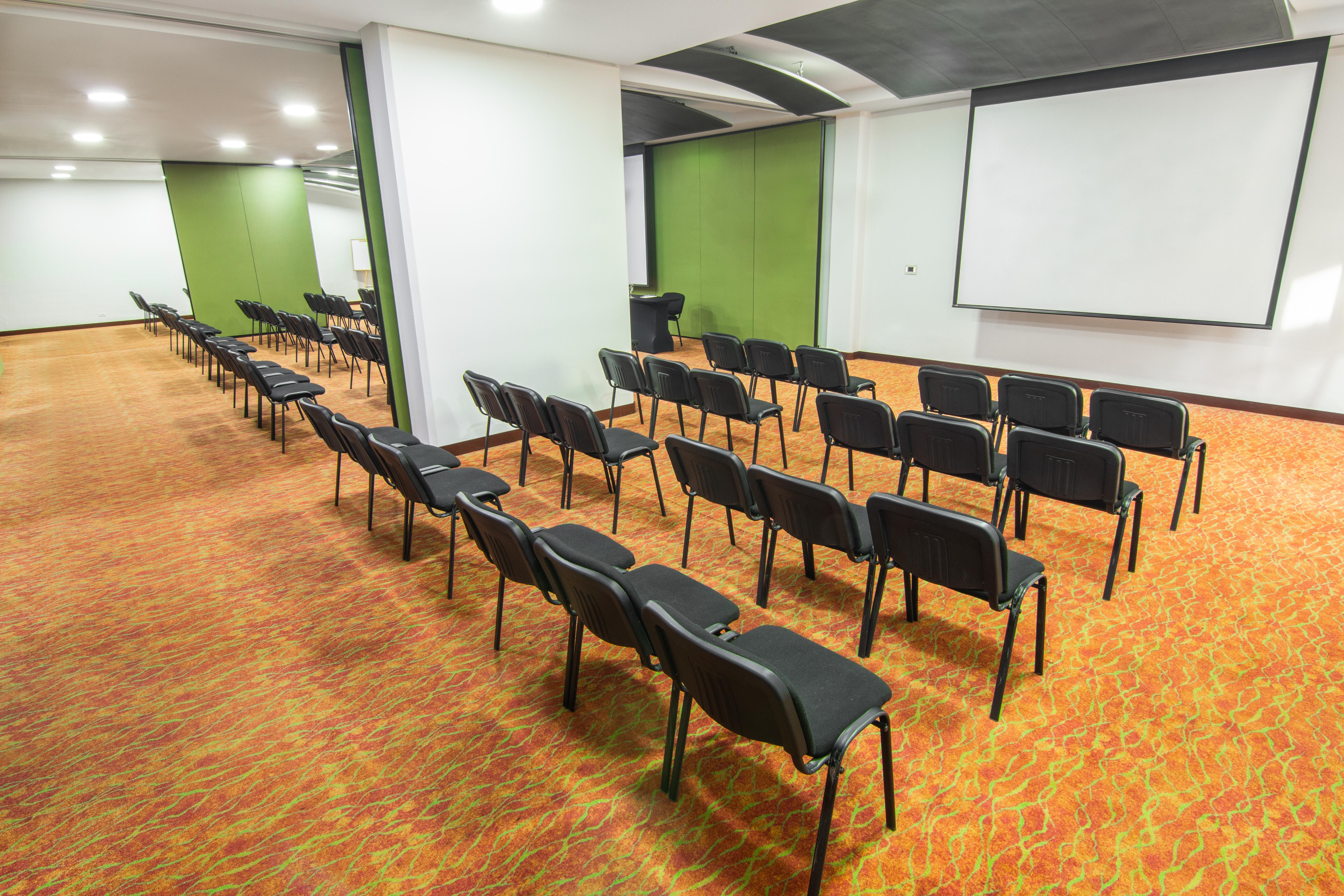Best Western Plus 93 Park Hotel Богота Экстерьер фото A typical lecture theatre