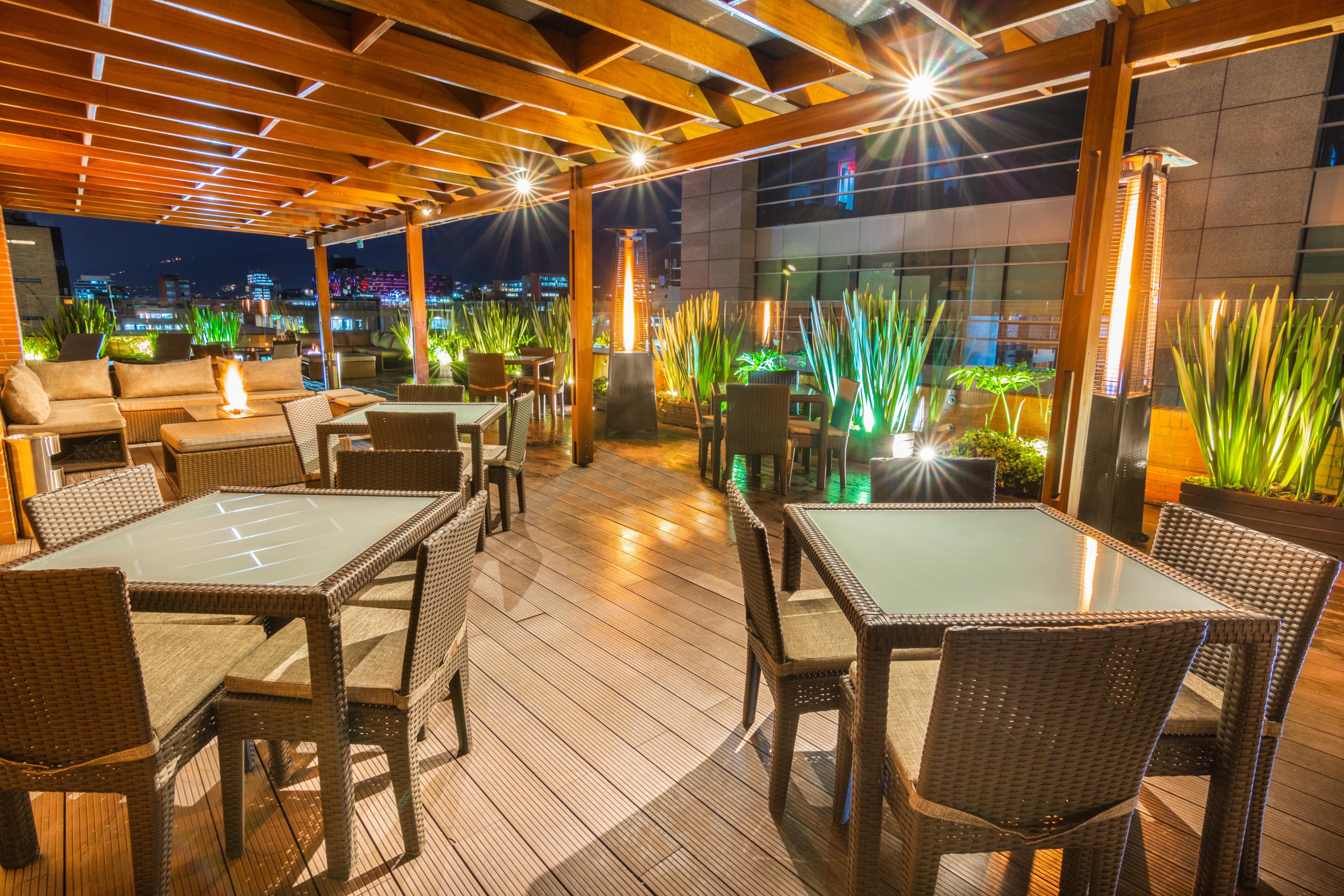Best Western Plus 93 Park Hotel Богота Экстерьер фото Rooftop bar