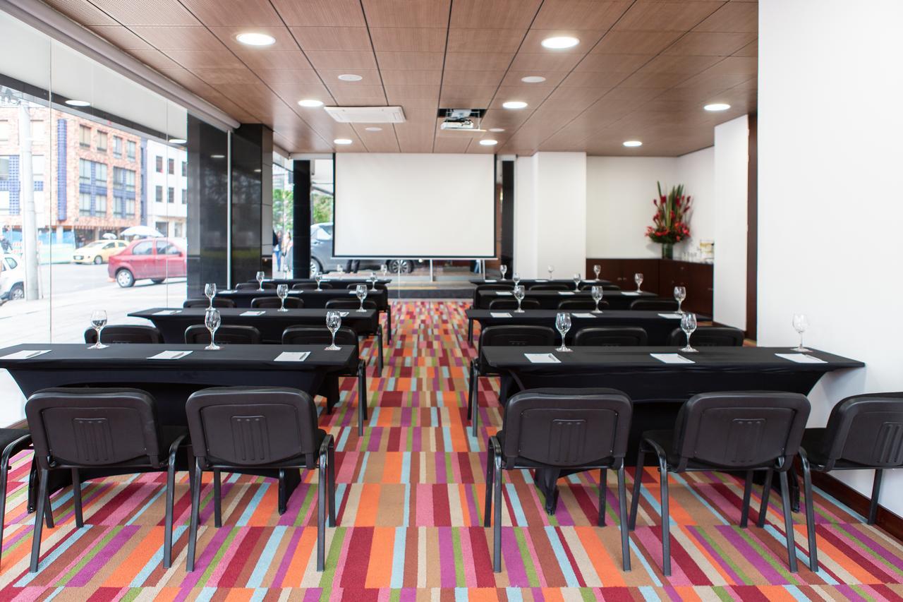 Best Western Plus 93 Park Hotel Богота Экстерьер фото Meeting room