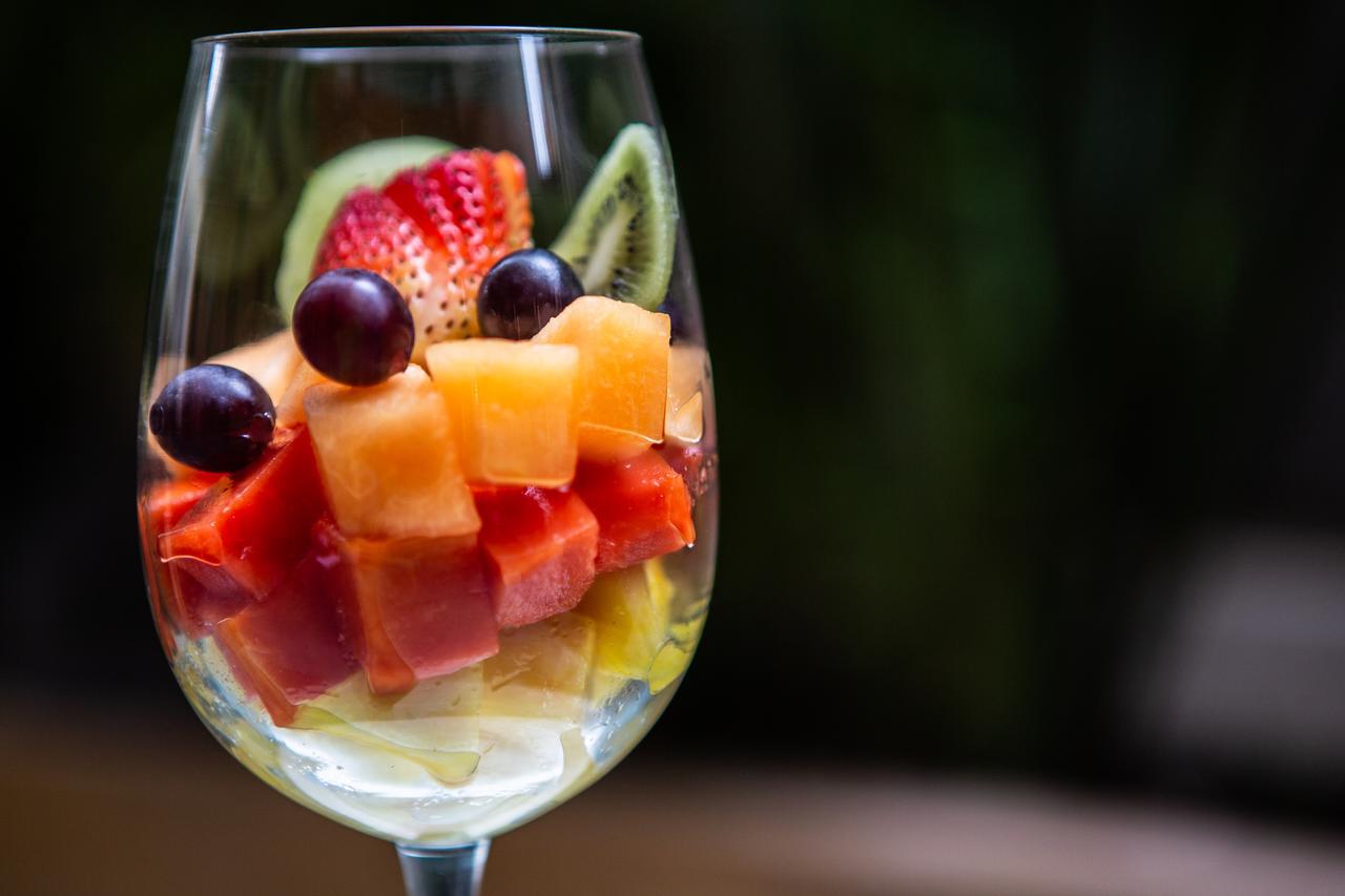 Best Western Plus 93 Park Hotel Богота Экстерьер фото Fruit salad